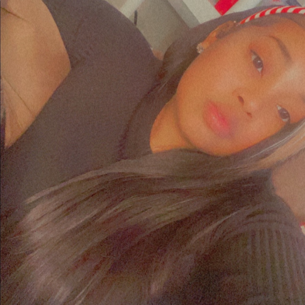 Meet your Posher, Mercedes